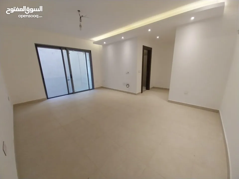 شقة غير مفروشة للبيع في دابوق ( Property ID : 38590 )