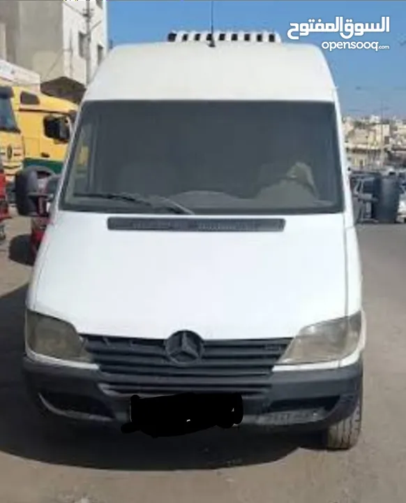 باص مرسيدس سبيرنتر شاصي طويل مع ثلاجه ووحدة تبريد فريزر