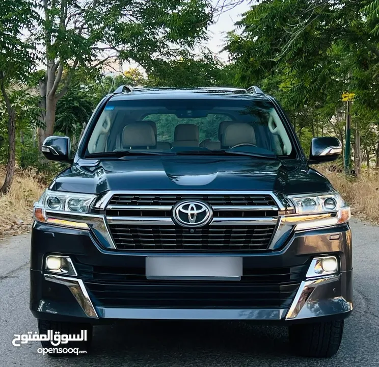 تويوتا لاند كروزر 2016 VXR