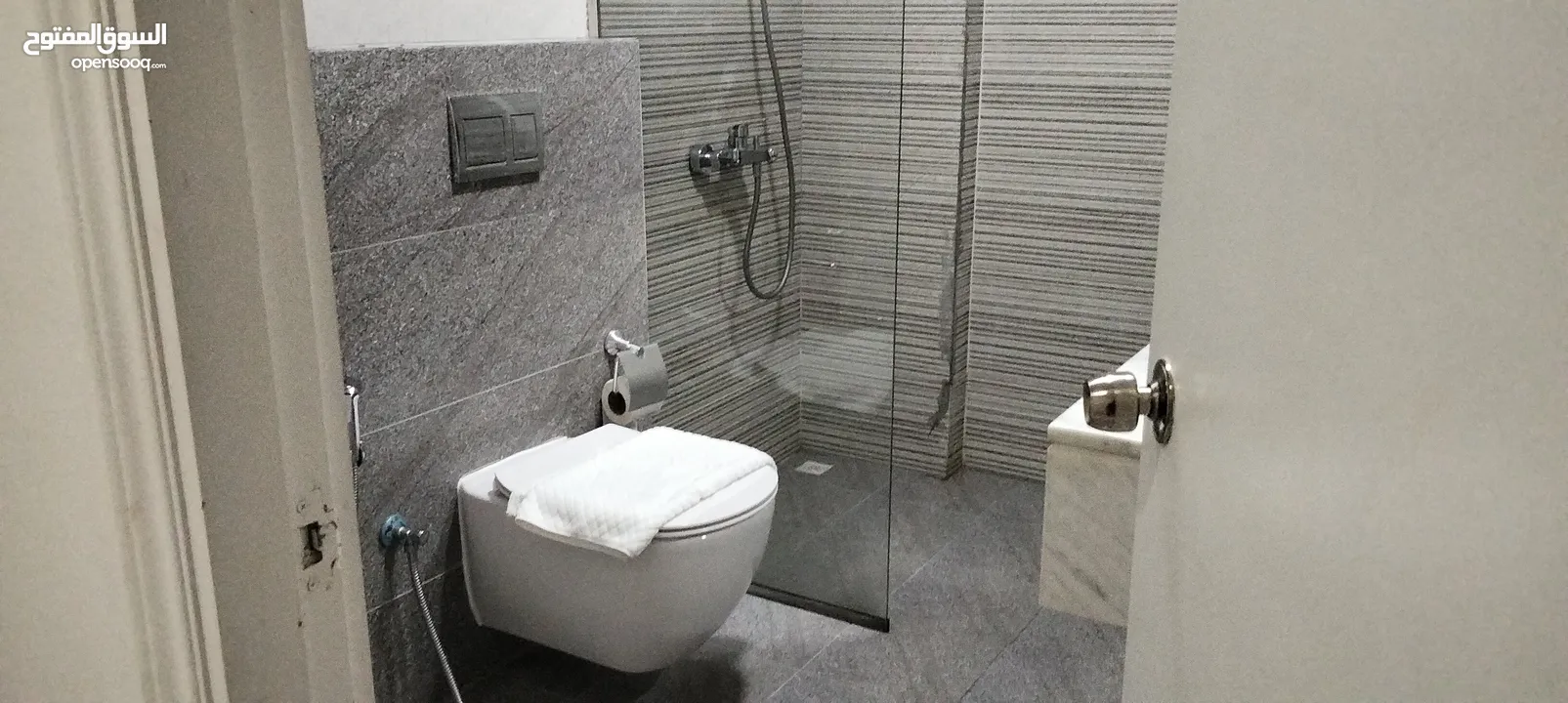 ROOM FOR RENT( 35%) Discount 3 star & 4 star All over BAHRAIN (HOTEL )Stodio, Apartment and deluxe..