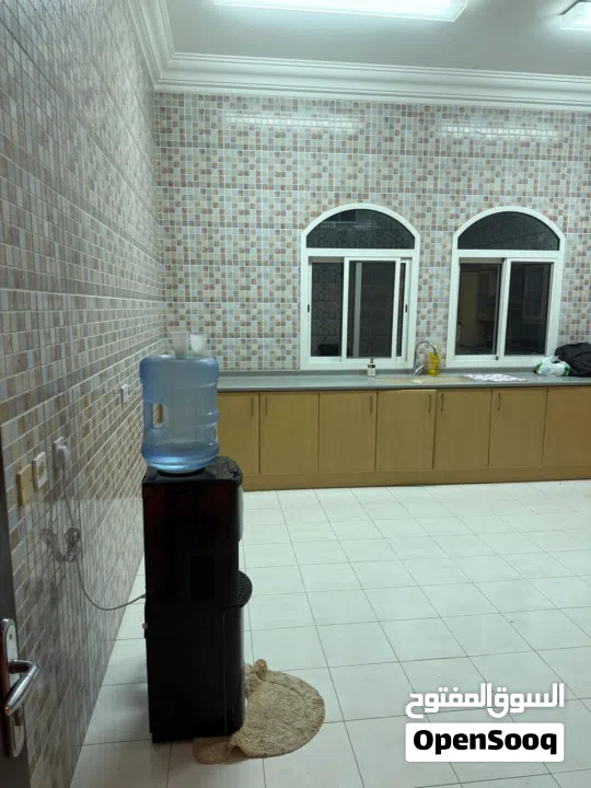 For Rent : Furnished Rooms for Executive Bachelors and Couples