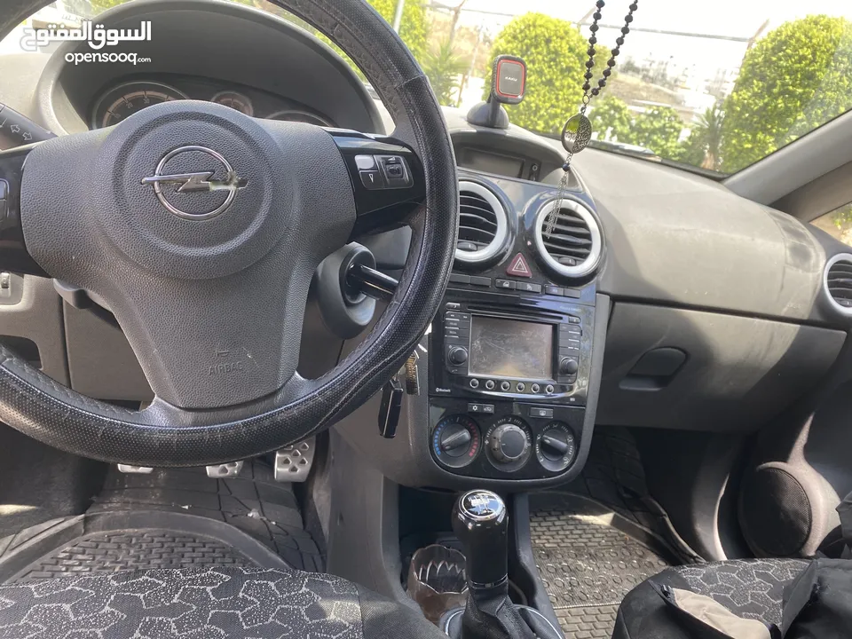 اوبل كورسا 2013 بحالة جيده