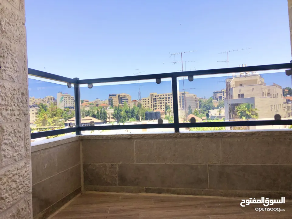 شقة للبيع في رام الله