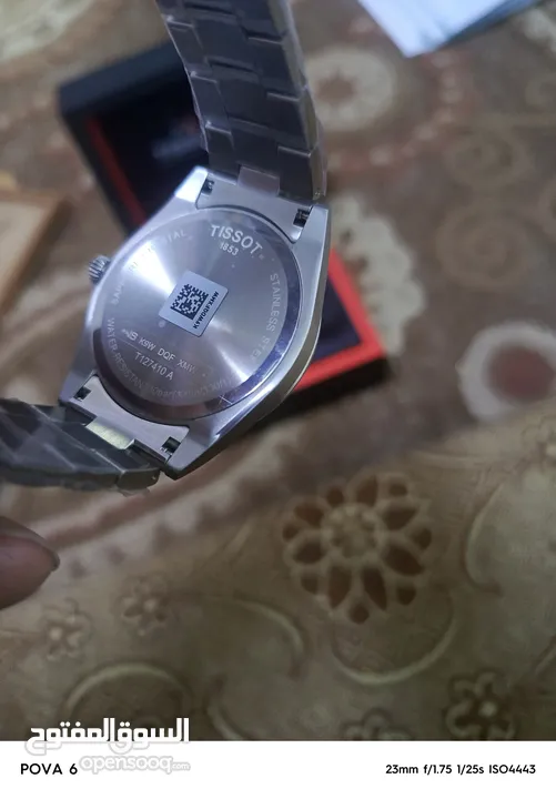 ساعة TISSOT سويسرية جديده بسعر مغري جداً