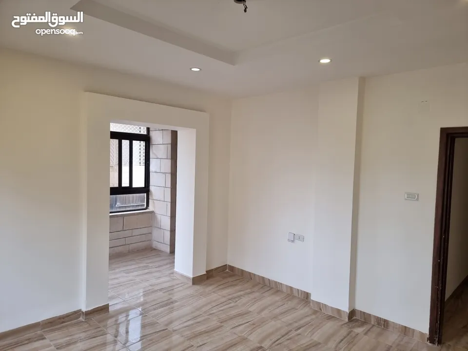 شقه طابق ثالث للبيع من المالك مباشره