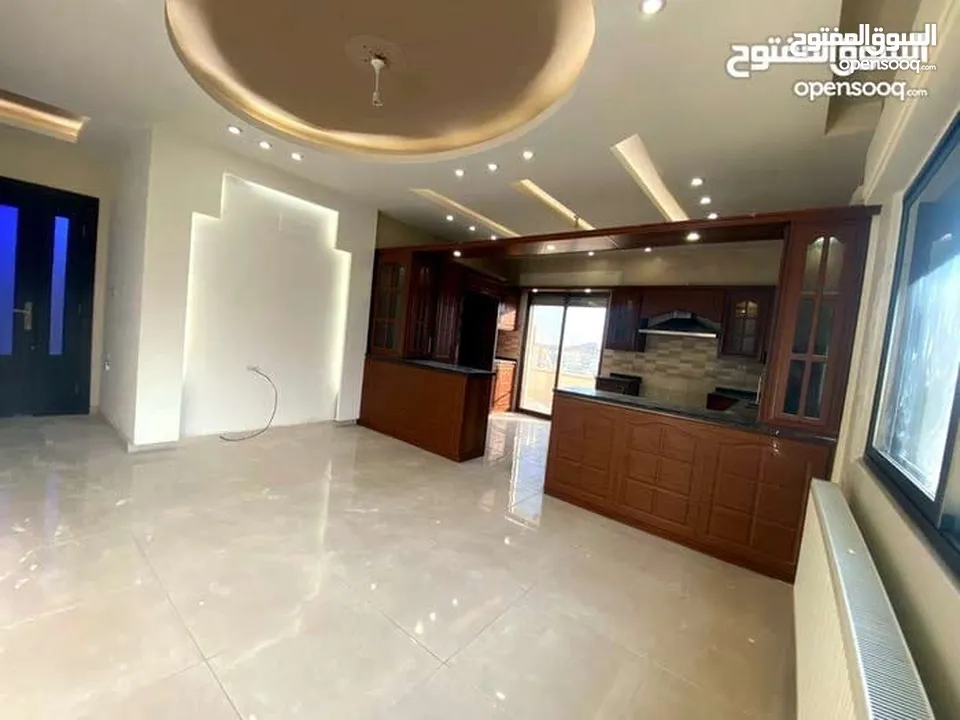 شقة للإبجار