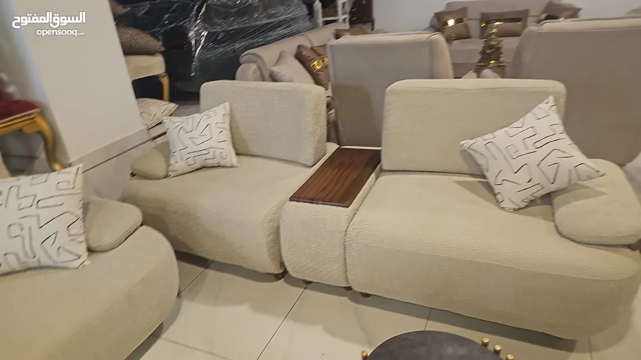 طقم كنب 8 مقاعد فخم