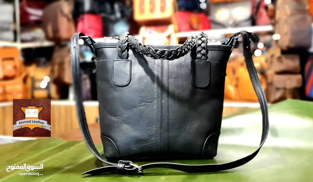 Women's leather shoulder bag حقيبة جلدية نسائية