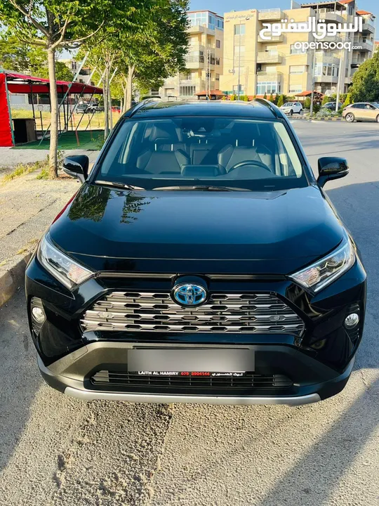 Toyota RAV4 Limited بحالة الوكالة طلعت من الحرة قبل أسبوعين  فل إضافات الرقم في الوصف