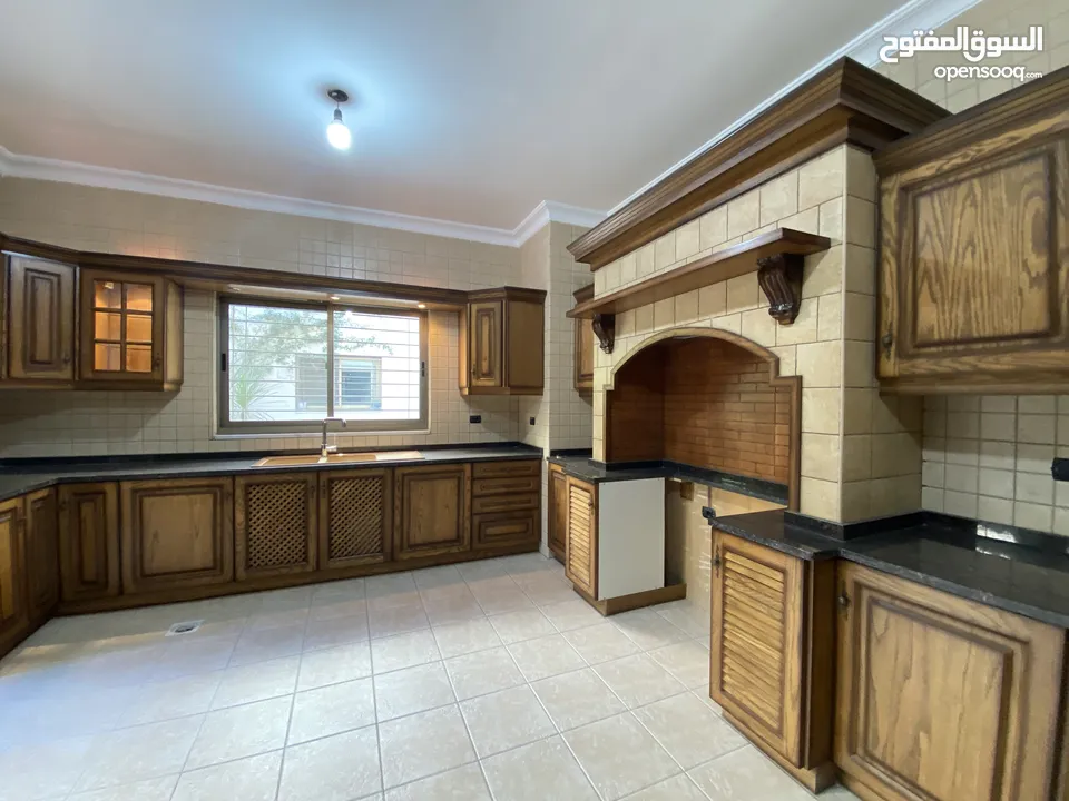 Not Furnished Villa to Rent 600sqm ( Property 36002 )-174775804