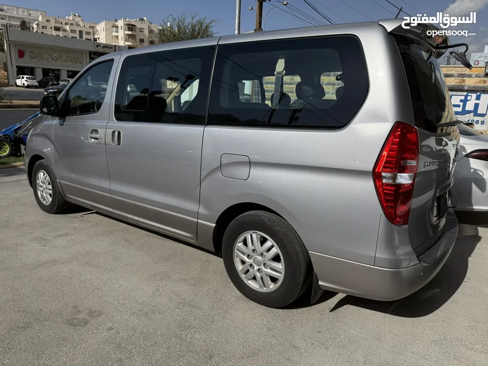 Hyundai h1 2017 بنزين 8 ركاب