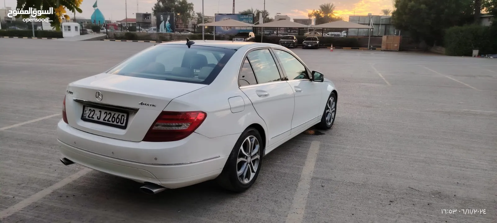 للبيع مارسيدس C300 موديل 2010 4MATIC