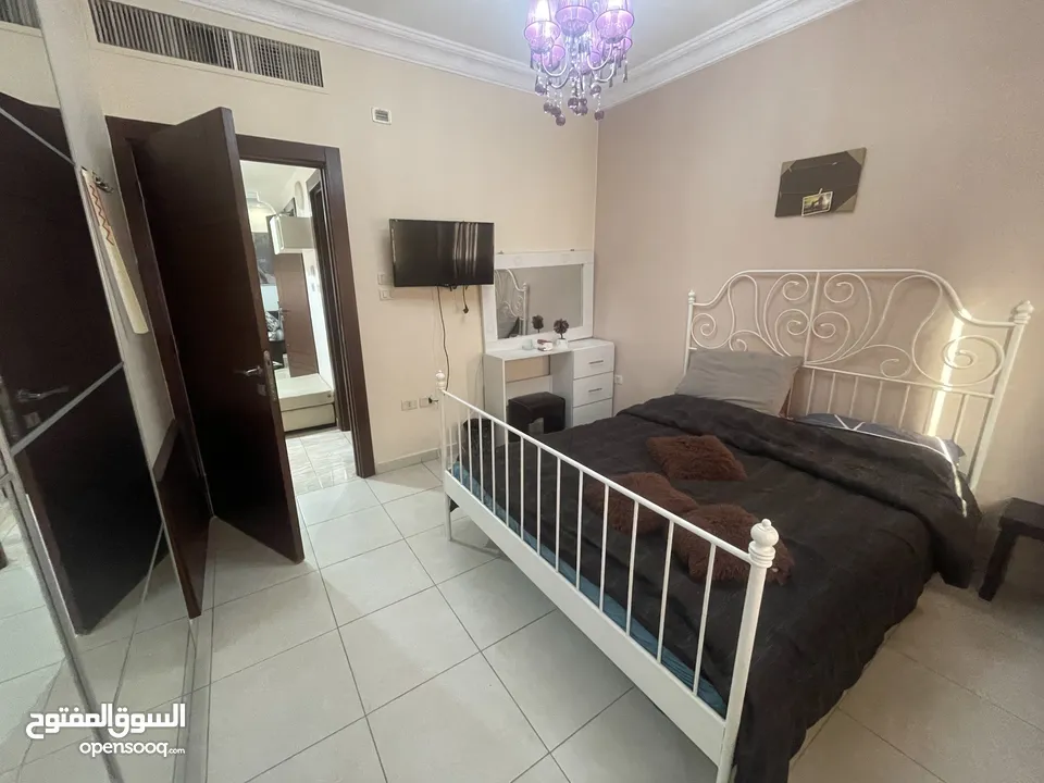شقة مفروشة للايجار في الروابي  ( Property 38990 )-175072411