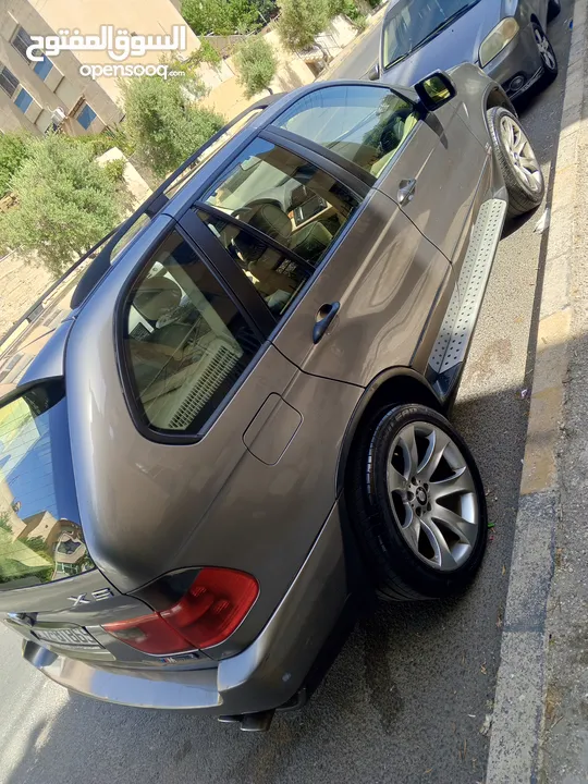 سياره مميزه جدآ بي ام X5 موديل 2006 للبيع
