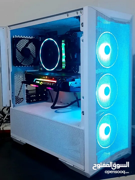 PC GAMING i5 13 التواصل على الرسائل
