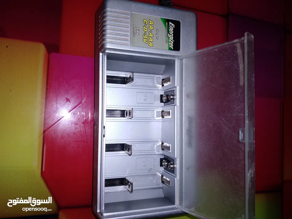 شاحن بطاريات انرجايزر