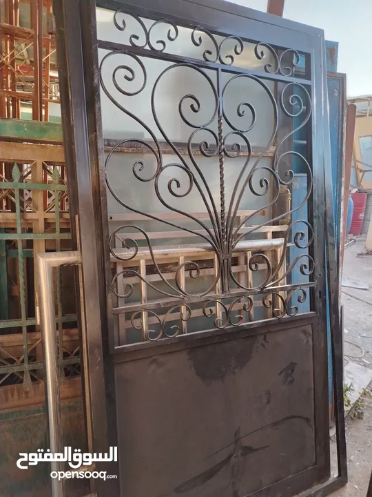 بيع وشراء وتفصيل ابواب الحديد سيراميك