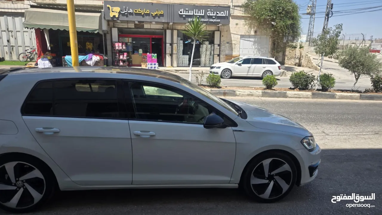 جولف MK7 بحالة ممتازة ماتور1400. اوتوماتيك 7غيار