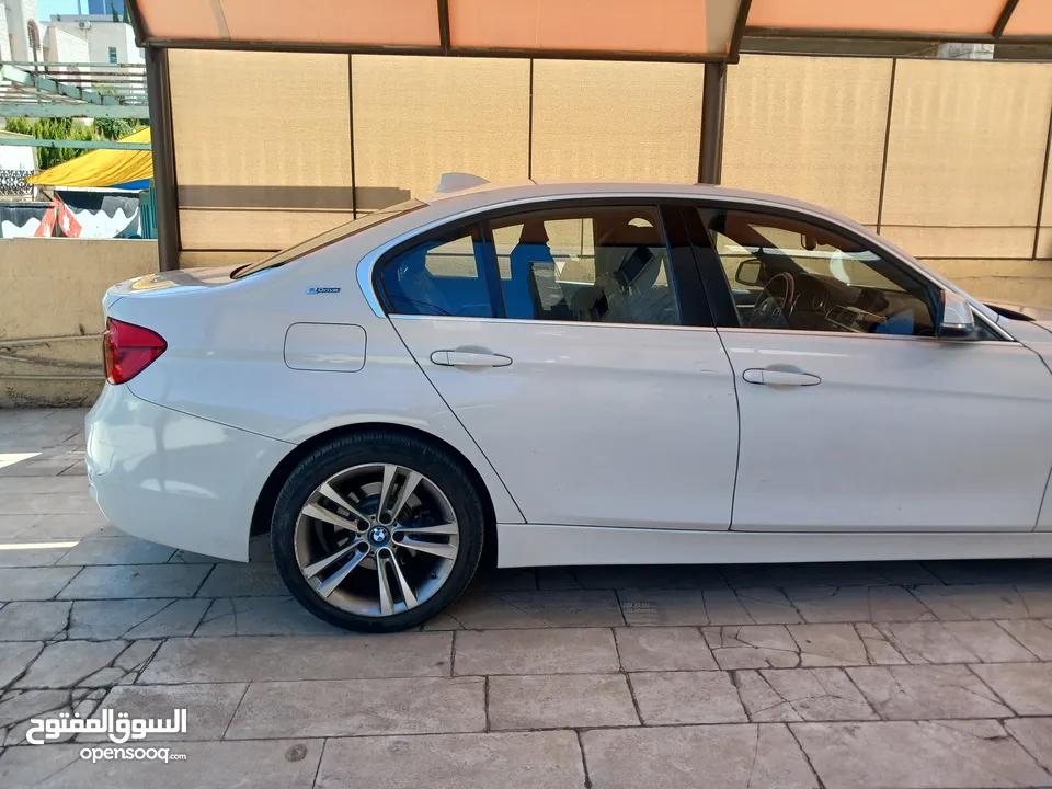 للبيع BMW 330e 2018 غير مجمركه تصلح للاعفاءات