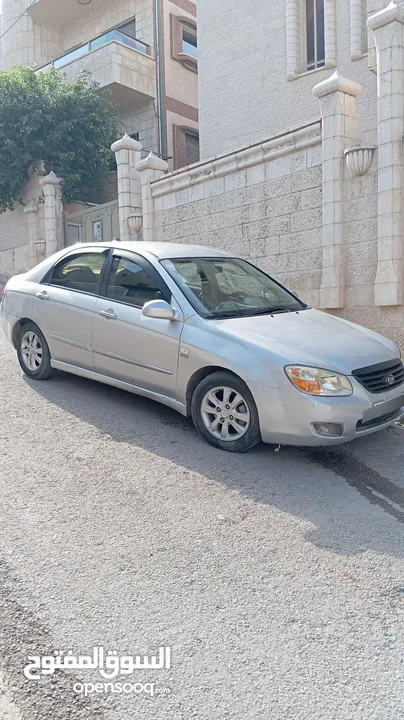 كيا سيرنتو 2007