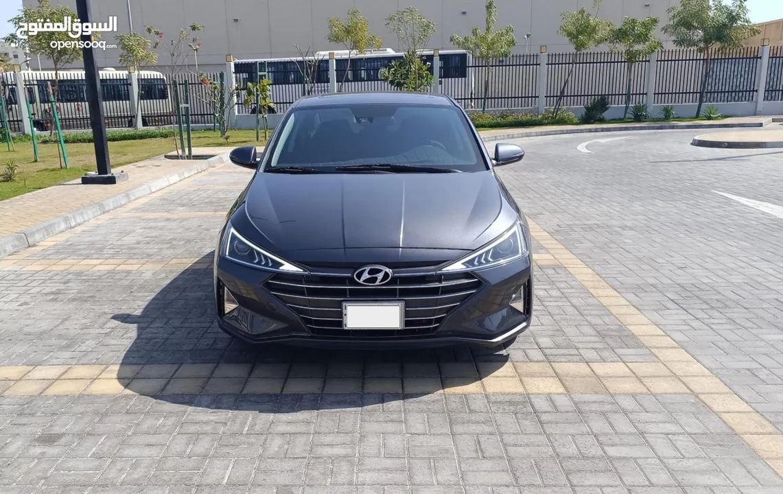 HYUNDAI ELANTRA  FULL LOADED  MODEL  2020  SEDAN CAR FOR SALE URGENTLY