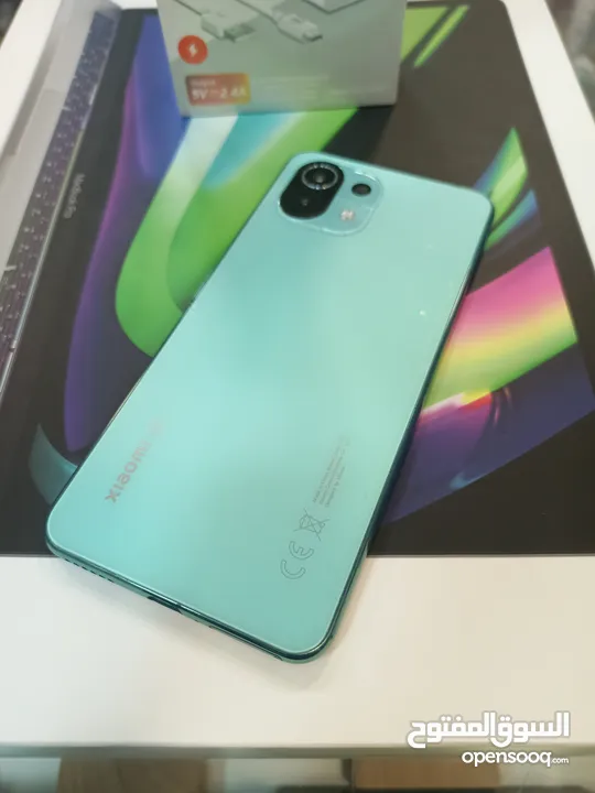 شاومي mi 11 Lite  بحاله ممتااازه  بسعر ممييز