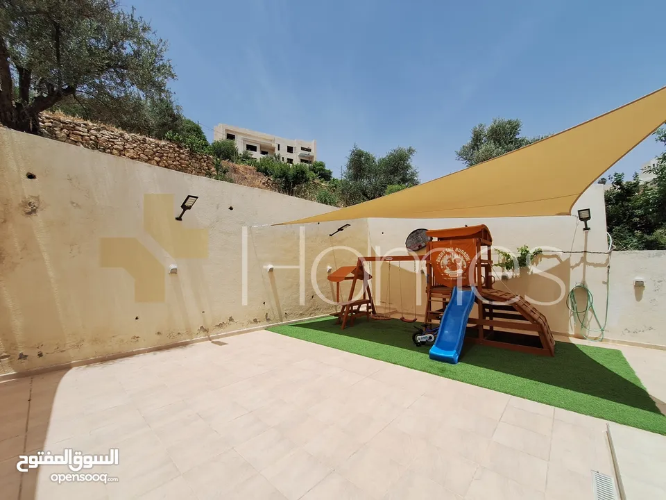 شقة ارضية مع حديقة للايجار في دابوق بمساحة بناء 300م