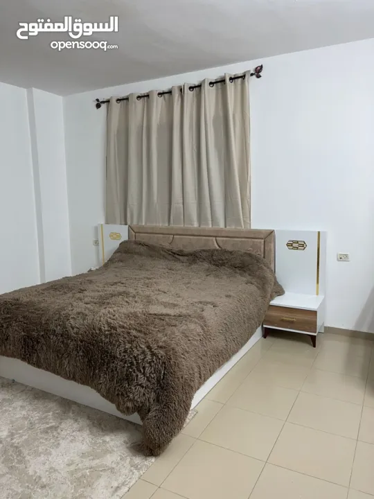 شقة مفروشة للاجار في شارع عصيرة