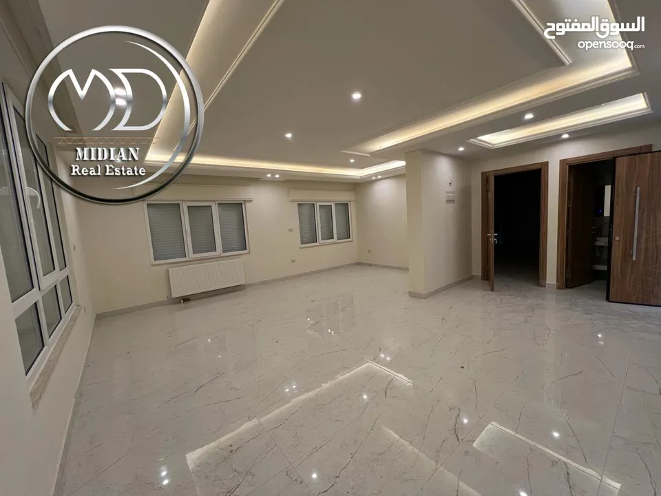 شقق للبيع طوابق أرضي و مكررة و أخير مع روف خلدا مساحات من 120م & 220م جديدة لم تسكن بأسعار مميزة