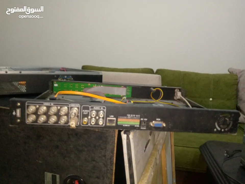 اجهزة DVR عدد 2 للاستفاده منهم قطع الكل  5 دنانير