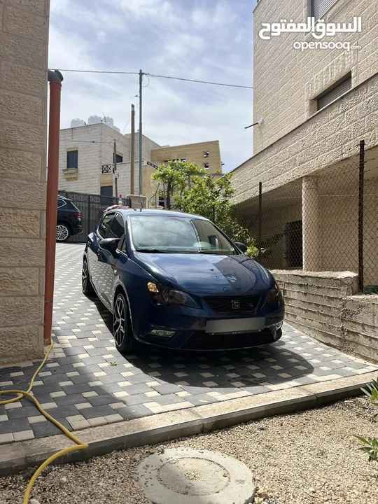 ‎ سيات ابيزا 2017 مطور 1200 جير عادي.... و 2017 موديلها بالرخصة وفي تامين ترخيص لاخر السنة شامل