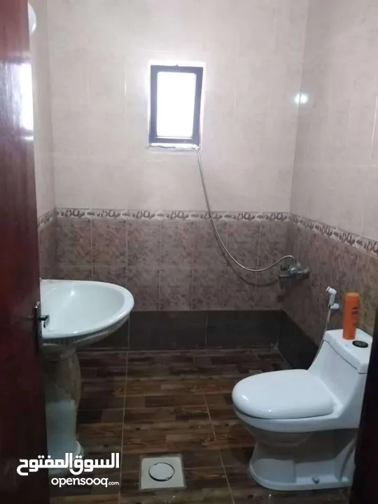 عمارة للبيع بسعر مغري جداً