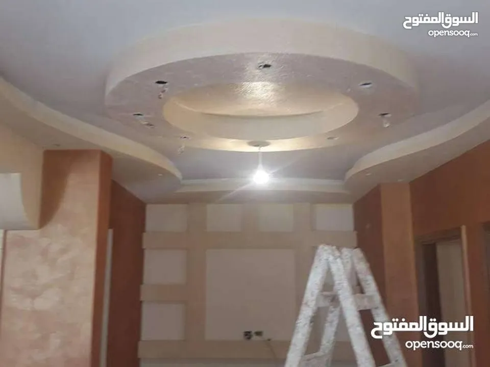 دهين مصري محترف بخبره كبيره في مجال الدهان و الديكورات وتركيب ورق الجدران وبديل الخشب وبديل الرخام ؟