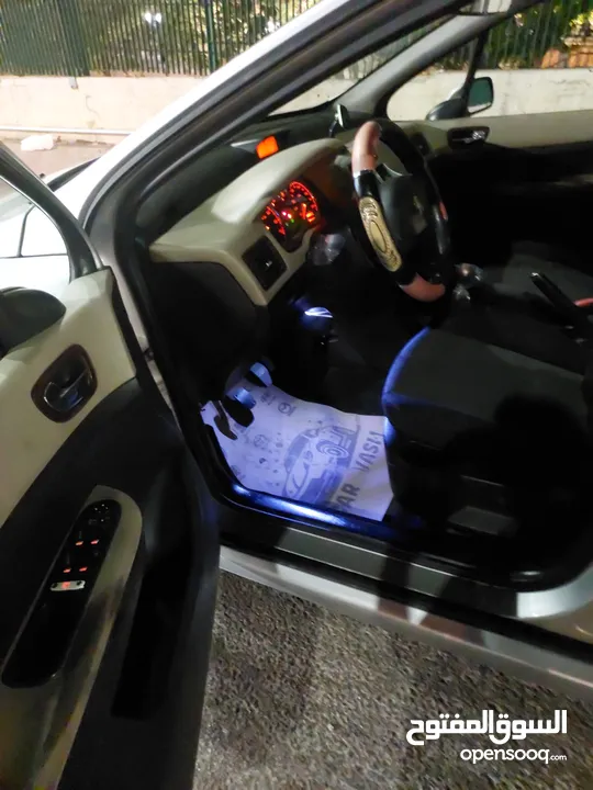 بيجو 307 موديل 2007 فل اضافات