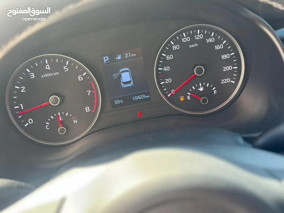 KIA STONIC 2020 فل إضافات بدون فتحة سقف