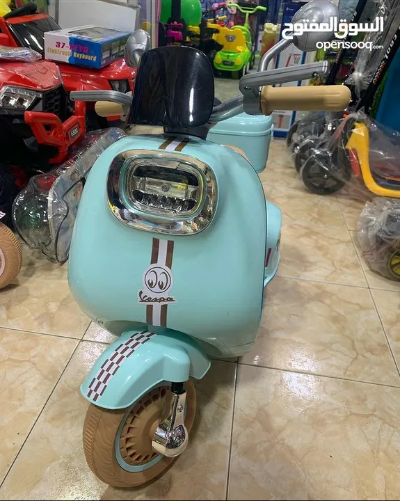 moto électrique pour enfants 12V Vespa 1à5 ans