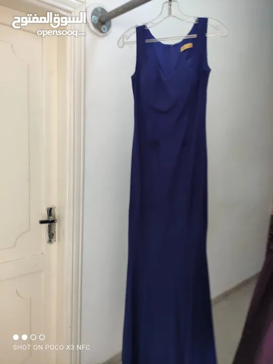 25 دينار فستان كحلي