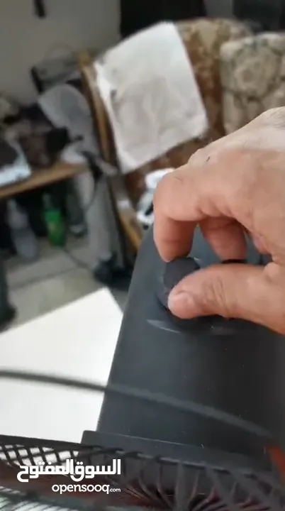 مروحه عامود حجم كبير مستعمله بحاله ممتازه