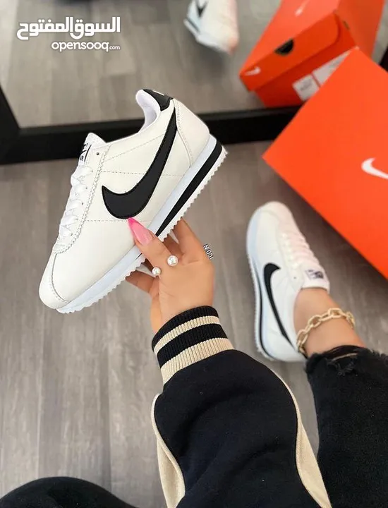 الجديد والحصري بسعر العرض Nike TN