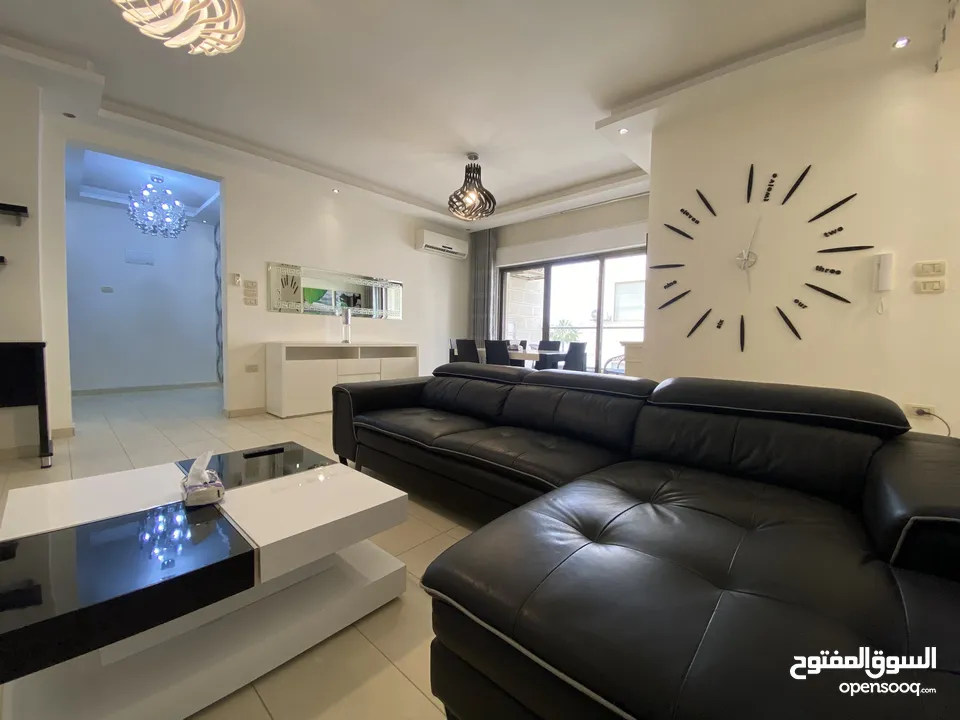 شقة فخمة مفروشة كامل للإيجار-طابق ثاني-110م-الصويفية- 3 دقايق من Swefieh village