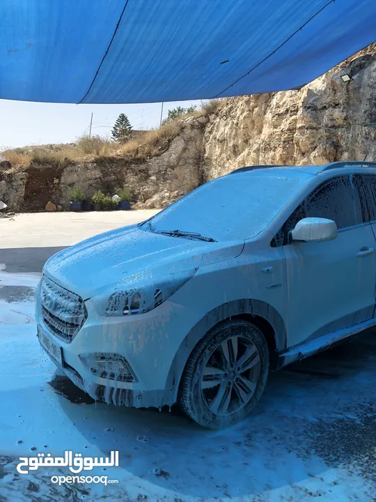 بوز 2014 Tucson 2012 للبيع