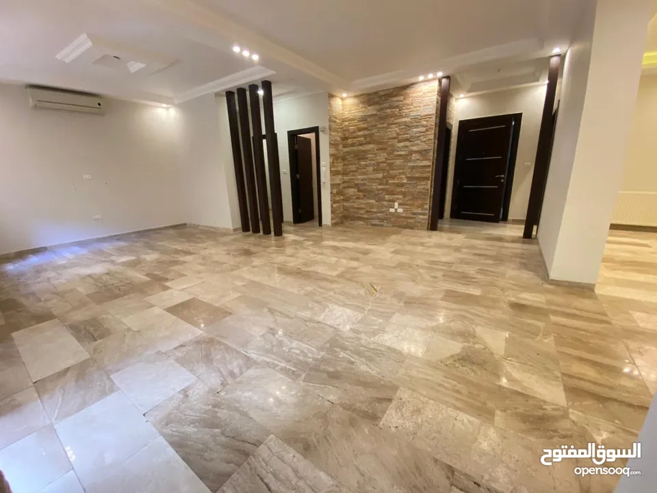 unfurnished apartment for rent deir ghbar  ( Property 39256 )-174787710