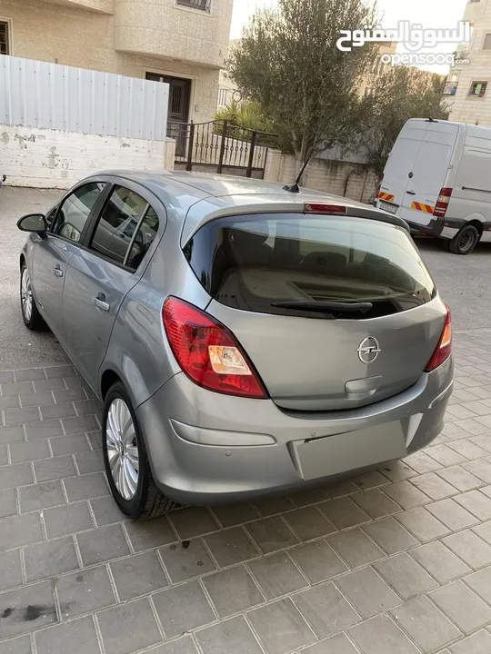 اوبل كورسا 2013