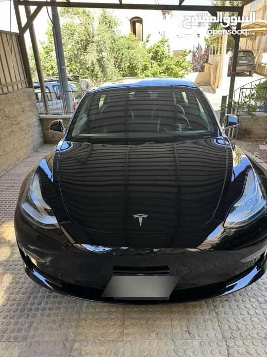 تيسلا 3  standard pluse  2020 بسعر 18250  دينار؛ فحص الوكالة ، وتأمين شامل لمدة سنة