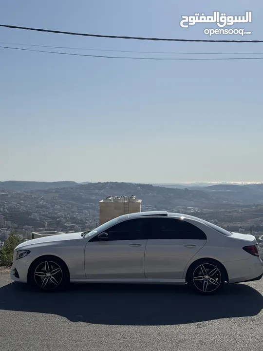 Mercedes Benz e200