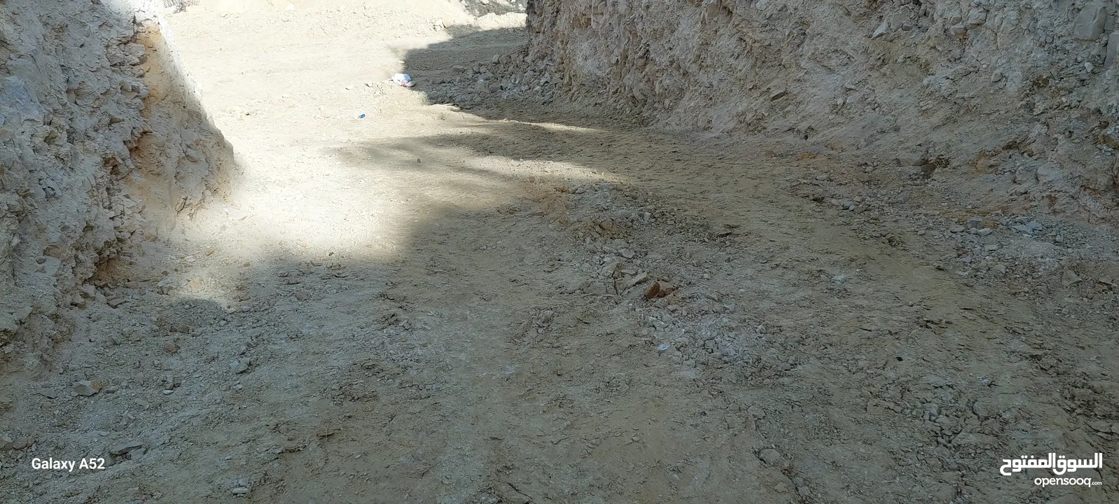 ارض للبيع في واد القف