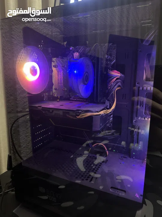 كمبيوتر كامل للبيع مع رامات 32GB