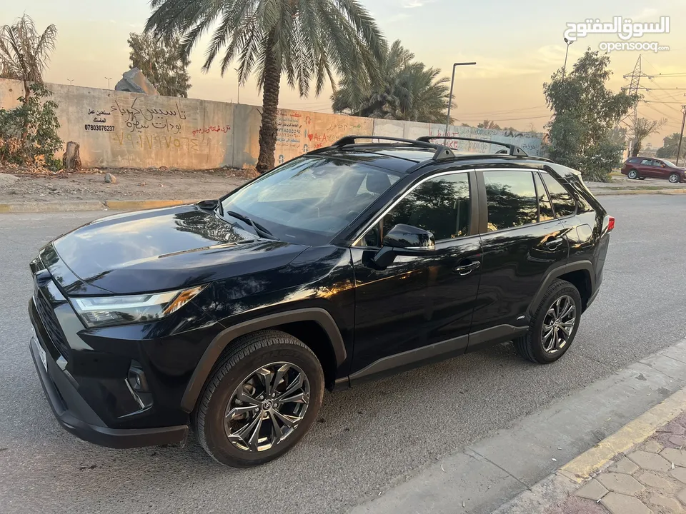 Toyota Rav 4 Hybrid XLE Premium