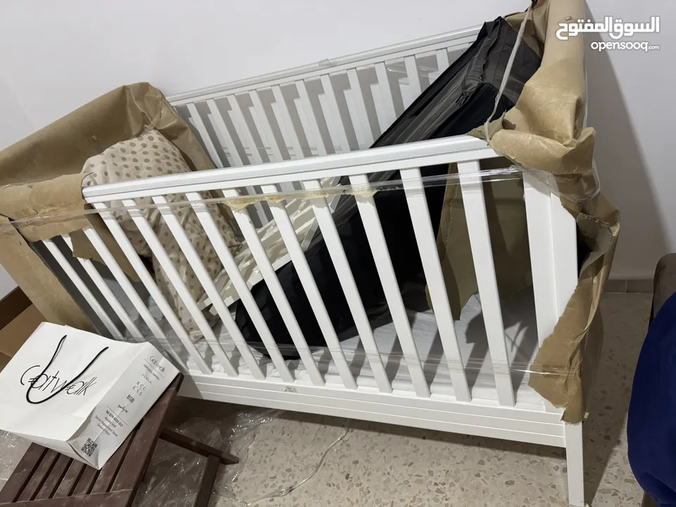 غرفة نوم اطفال نضيفة جداً بحالة الوكالة