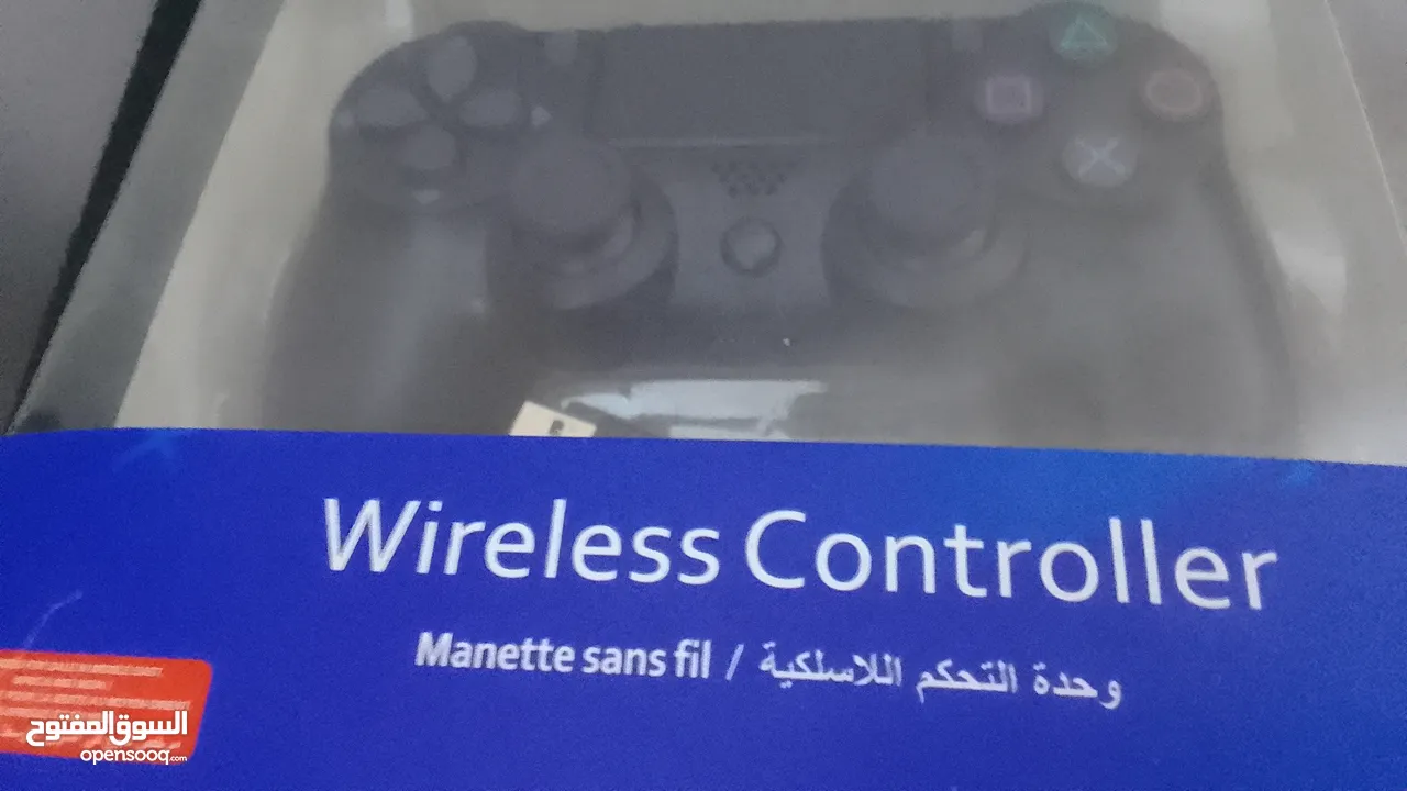 بلايستيشن 4 سلم في حالة ممتازة جدا